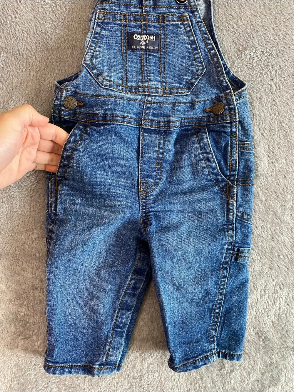 OshKosh B'gosh Classic Blue Denim Baby Overalls 6M Dark Wash Stretchy 90s Retro